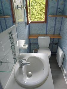Ванна кімната в Le cailloutis
