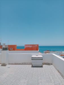 a trash can sitting on top of a roof at Casa Alberto in Puerto del Rosario