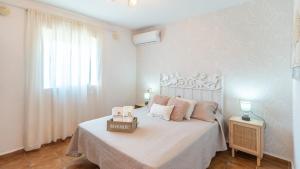 Postel nebo postele na pokoji v ubytování Casa Campo de Ita by Ruralidays
