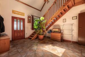 Vstupní hala nebo recepce v ubytování Vineyard Home Martin With Sauna - Happy Rentals