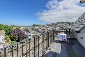 En generel udsigt til bjerge eller udsigt til bjerge taget fra villaen