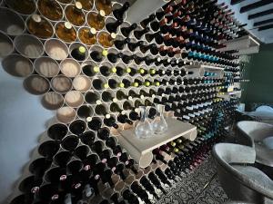 Nápoje v ubytování Hostal del vino LA COSTERA