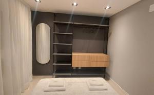 Gambar di galeri bagi Apartamento Metalic com lareira ecológica di Bento Gonçalves