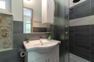 Koupelna v ubytování Filomena Rooms