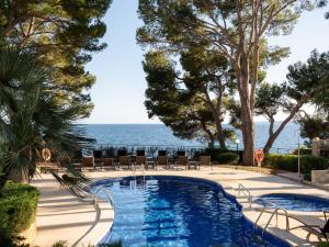 Bazén v ubytování Hotel Bendinat nebo v jeho okolí