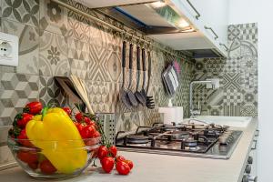 Kuchyň nebo kuchyňský kout v ubytování Suite Home Astrid + 16 fotografií