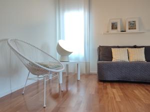 A seating area at Dimore della Fausa
