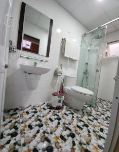 Ett badrum på Bình Đào Hotel - Khách sạn ngay trung tâm giá rẻ