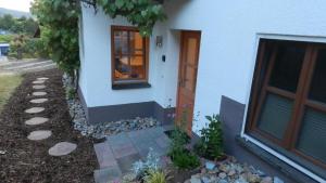 Ein Garten an der Unterkunft Ferienwohnung Jung
