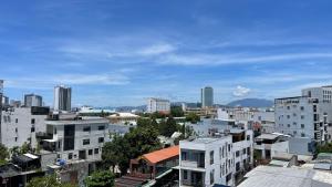 Cảnh Đà Nẵng hoặc tầm nhìn thành phố từ căn hộ
