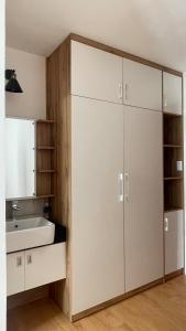 Nhà bếp/bếp nhỏ tại KIM HOUSE