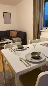 Fotografie z fotogalerie ubytování Nette Wohnung, 8 km RB Ring v destinaci Fohnsdorf