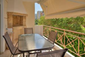 Gallery image of Elegant 100m2 - Family Apartment with Sea View in Athens