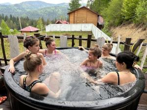 Hostia v ubytovaní Mountain White House гостинний двір