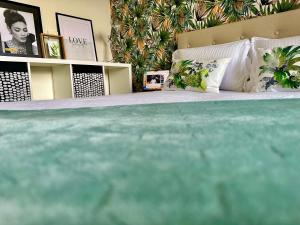Fotografie z fotogalerie ubytování Grand appartement Bron centre proche Eurexpo et Groupama v destinaci Bron