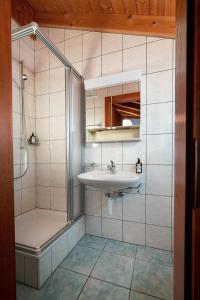 Gallery image of Kulinarik & Geniesser Hôtel STRAUSS in Fiesch