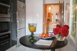 A kitchen or kitchenette at Varosha Combarro