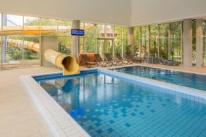 Bazén v ubytování Greenfield Hotel Golf & Spa nebo v jeho okolí