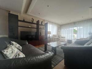 A seating area at Casa rural Villa Verde