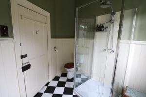 The Exchange Beaconsfield - Offering Heritage Accommodation的一间浴室