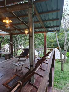 Zahrada ubytování D'Impiana Riverview Chalet # Lenggong