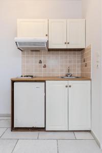 Gallery image of Golden Silence Studios in Agios Prokopios