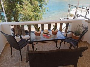Μπαλκόνι ή βεράντα στο Seaside Nicola's Studio