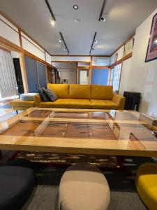 Posezení v ubytování Boss'sHouse 犬ok 1組限定の宿