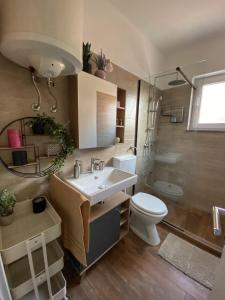 Et badeværelse på Apartments Jozephine