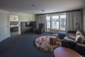 Kuchyň nebo kuchyňský kout v ubytování Laponia Hotell & Konferens