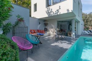 Bazén v ubytování VILLA MANILA - Sa Riera Secluded, Modern, Sea views nebo v jeho okolí