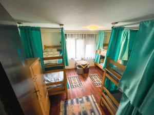 Postel nebo postele na pokoji v ubytování Hi Skopje Hostel