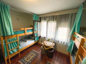 Postel nebo postele na pokoji v ubytování Hi Skopje Hostel