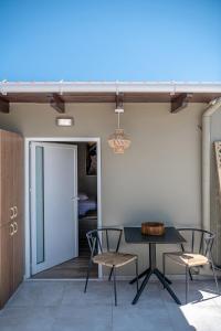 Patio nebo venkovní prostory v ubytování Lavender suite sea view + 37 fotografií