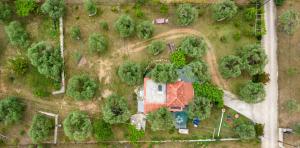 A bird's-eye view of Kiriakos Holiday Home