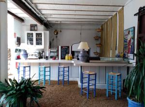 Kuchyň nebo kuchyňský kout v ubytování Hostal l'Estrella