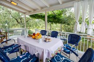 A balcony or terrace at Kiriakos Holiday Home