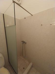 Φωτογραφία από το άλμπουμ του Goldfish Elegant Apartments σε Orfánion