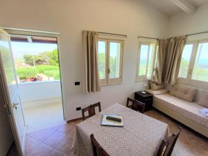 Postel nebo postele na pokoji v ubytování Oasi del Borgo + 70 fotografií