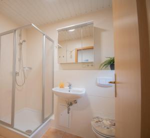 Koupelna v ubytování Tiny-Bungalow - zum Strand 50m