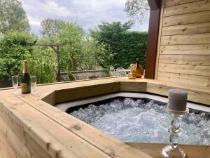 Gallery image of Chalet La Bohème in Prouilly