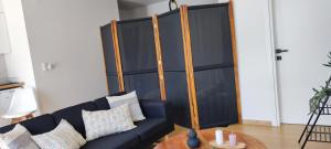 Кът за сядане в Comfortable studio