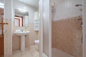 Kúpeľňa v ubytovaní Hauzify I Apartament Colón 1B