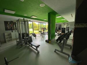 Posilňovňa alebo fitness centrum v ubytovaní Q SPA RESİDANCE