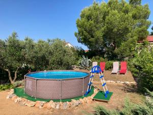 Swimmingpoolen hos eller tæt på PIROVAC APARTMENTS ***