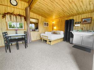 Fotografie z fotogalerie ubytování Nice and Knotty Cabin v destinaci Hatch