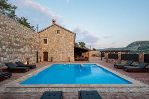 Bazén v ubytovaní Pool Villa Cupido - Happy Rentals alebo v jeho blízkosti