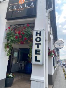 Majutusasutuses Hotel Skala olev sertifikaat, autasu, silt või muu dokument