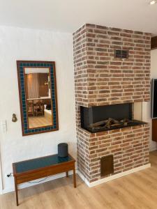 TV a/nebo společenská místnost v ubytování Aalborg - Beautifully renovated luxus apartment