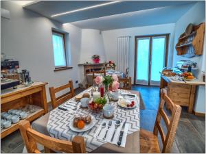 Comida no cama e café (B&B) ou em algum lugar perto